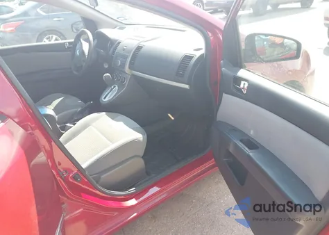 2011 Nissan Sentra 2.0S z USA, uszkodzony, nr VIN 3N1AB6AP8BL669414